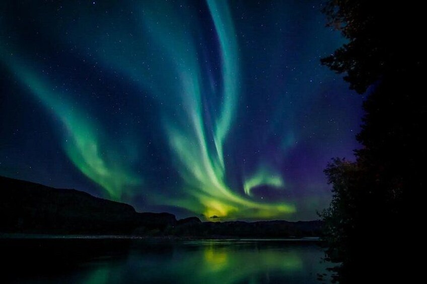 Small Group Northern Lights Hunt in Alta 2