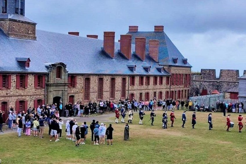 Louisbourg Fortress, Lighthouse & Cliffside Adventure Sydney NS 2