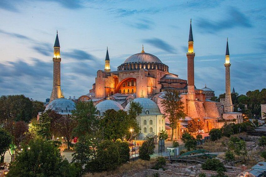Istanbul Private Tour: Hagia Sophia,Blue Mosque, Cistern & Bazaar 1