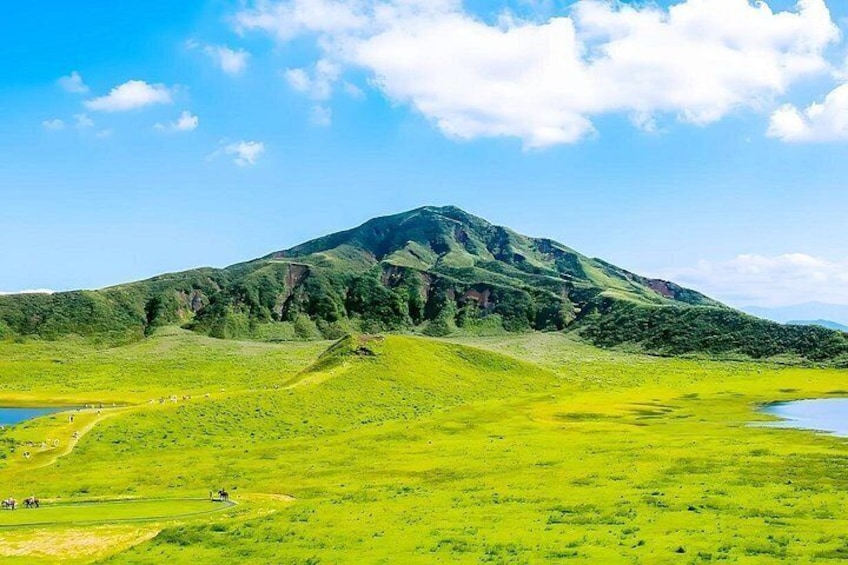 Fukuoka: Mt.Aso, Miyazaki, Takachiho Gorge with Beef Lunch Tour 3