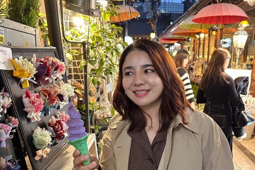 Seoul Private Layover Tour from the Airport with a Local 2