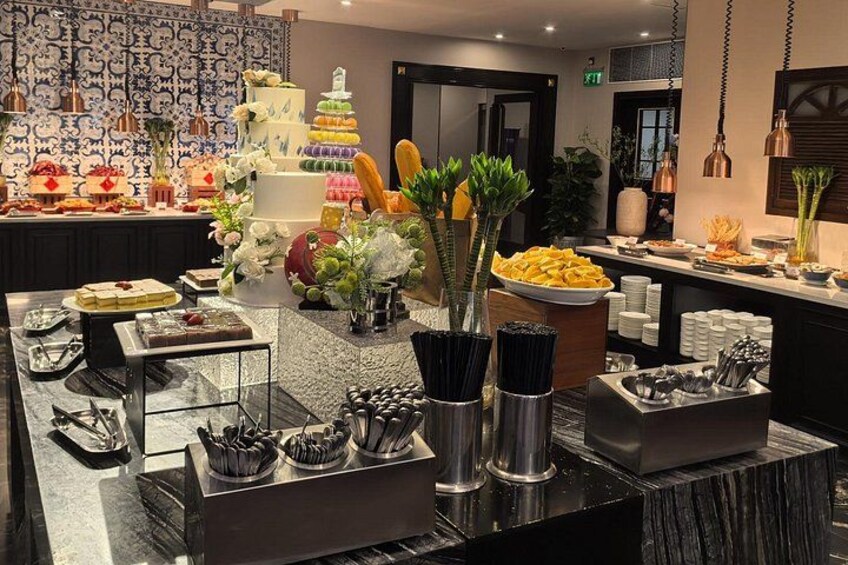 Buffet Restaurant 3