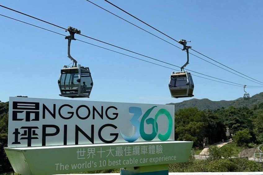 Ngong Ping Cable Car 4