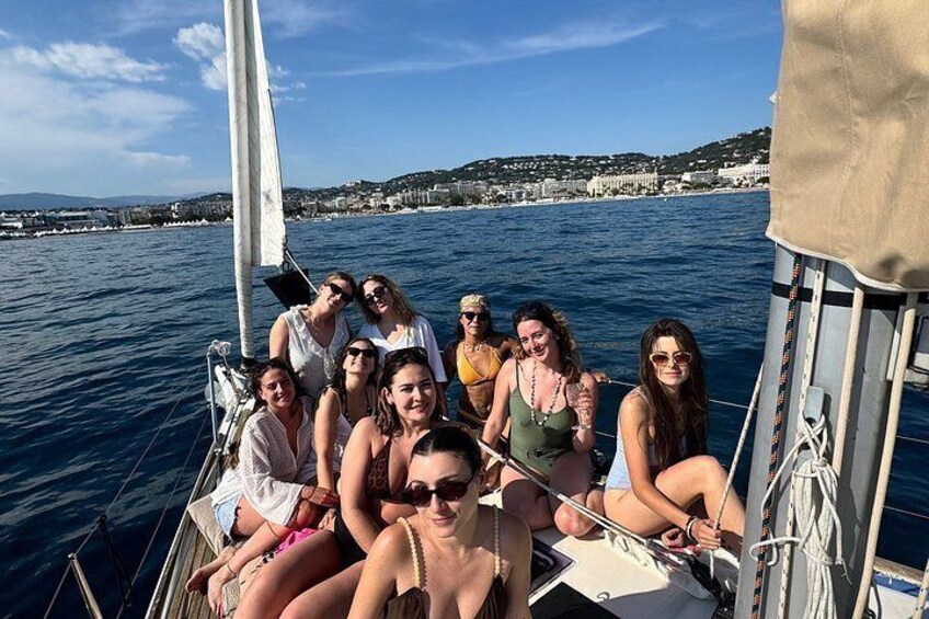 Yacht Me Up All Inclusive Private Cruise Cannes Lérins Sailing 5