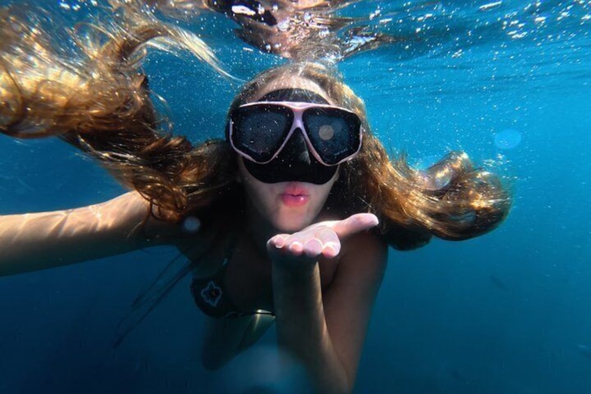 Yacht Me Up All Inclusive Private Cruise Cannes Lérins Sailing 4