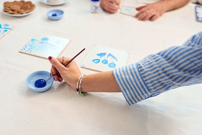 Amsterdam Traditional Dutch Blue Tile Painting Workshop 3