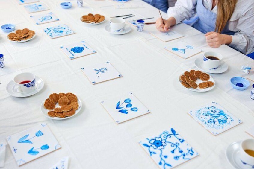 Amsterdam Traditional Dutch Blue Tile Painting Workshop 4