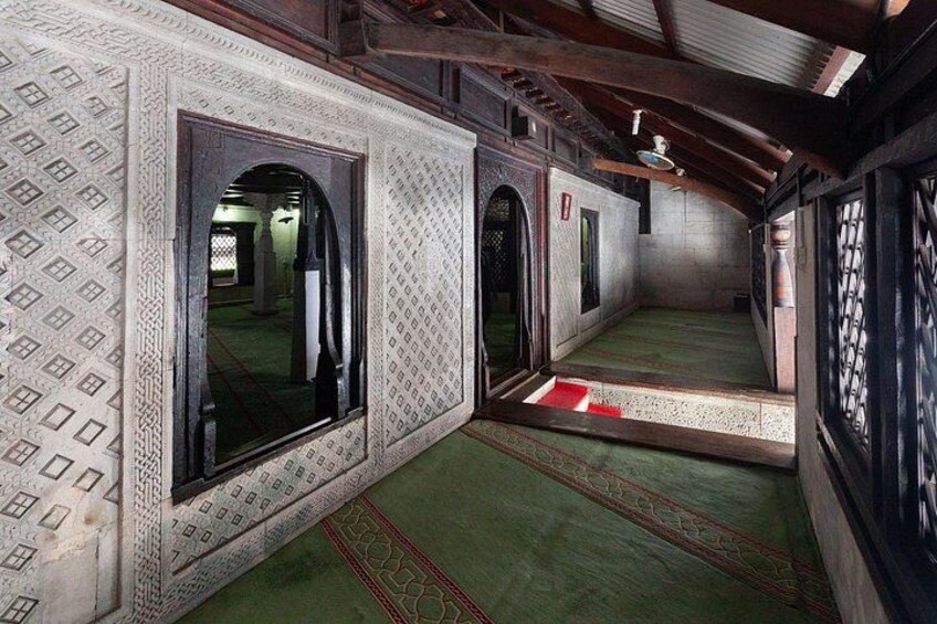 Maldives: Male City Highlights Tour by Car with Local Guide 2