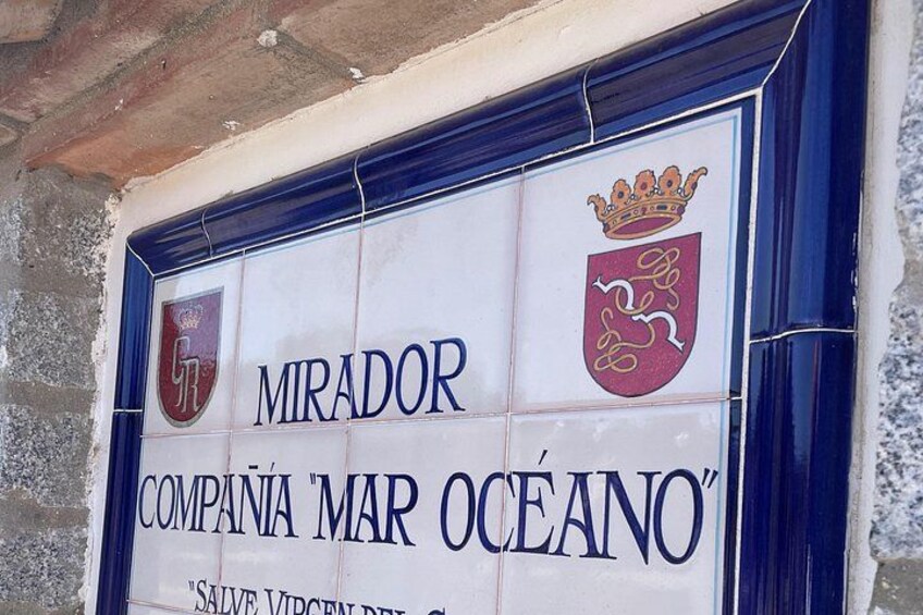 A tiled sign with the text 'MIRADOR' and 'COMPÂNCIA MAR OCEANO'. 3