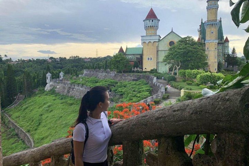 Manila Tagaytay Highlands Tour Scenic Ridges and Fairytale Castle 2