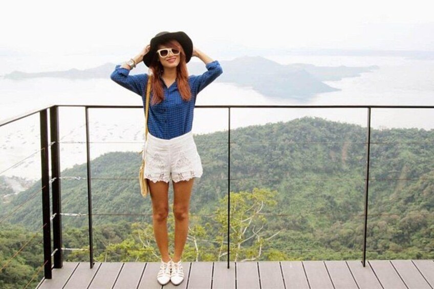 Manila Tagaytay Highlands Tour Scenic Ridges and Fairytale Castle 3