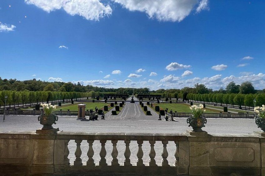 Private Guided Tour Drottningholm Palace by VIP car 5