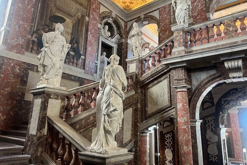 Private Guided Tour Drottningholm Palace by VIP car 2