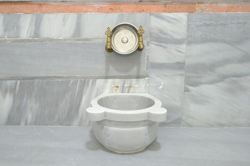 Istanbul Hamam experience in Hızırbey Hamamı 3