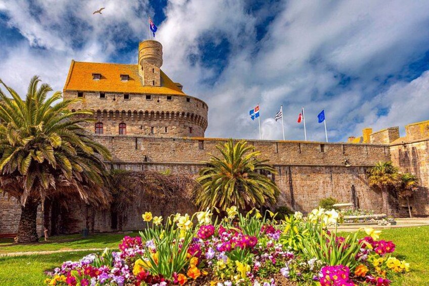 Saint-Malo Walking Tour with Audioguide on Your Smartphone 1