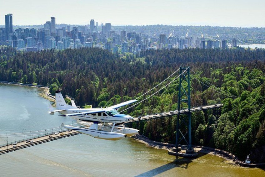 Vancouver City Skyline Scenic Seaplane Tour 2