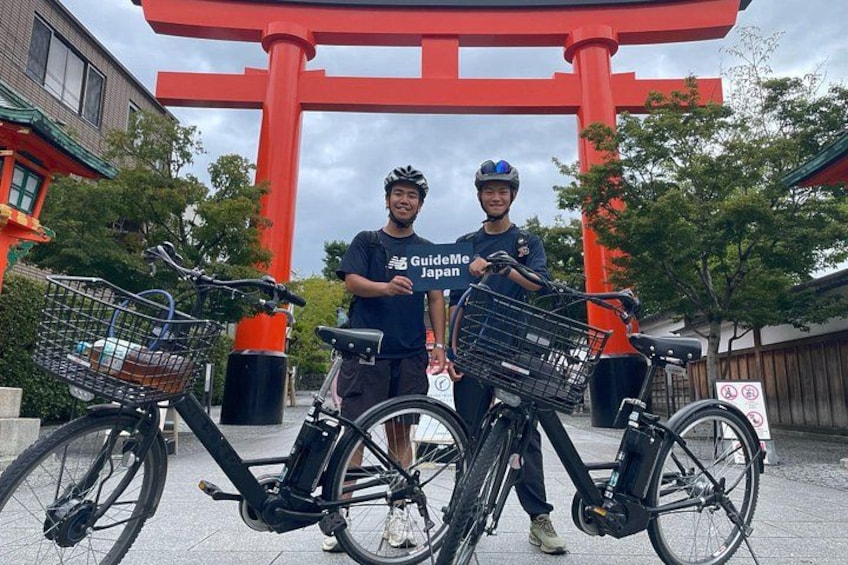 Kyoto Early Morning E Biking Tour Fushimi Inari Kiyomizu Temple 1