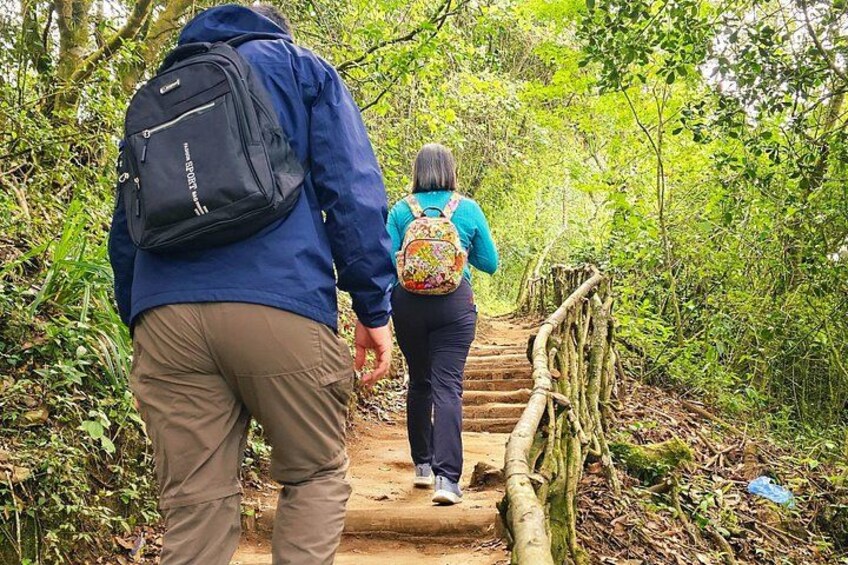 Hobbitenango Altamira and Antigua Boreal Adventure Tour 3