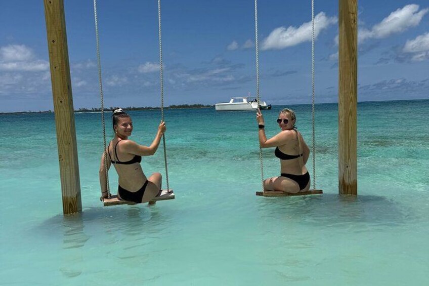 3 islands Tour with snorkelling ,Pigs, Turtles & beach club lunch 4