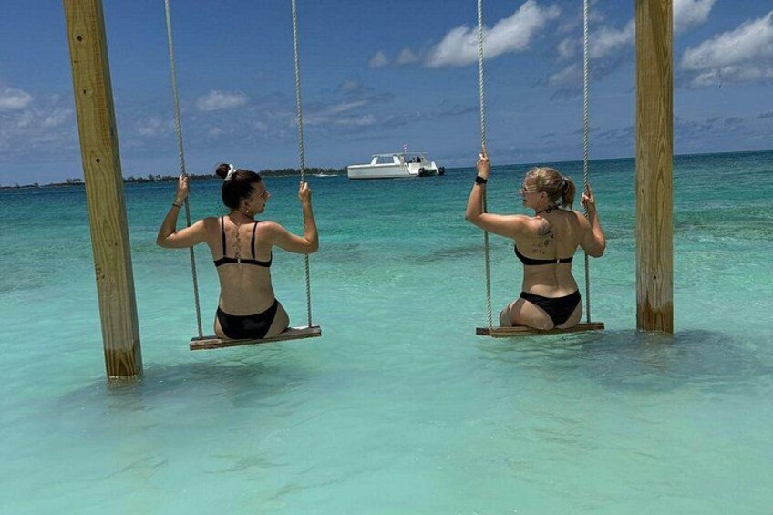 3 islands Tour with snorkelling ,Pigs, Turtles & beach club lunch 4