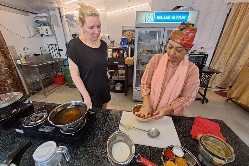 Authentic Indian Cooking Classes 2
