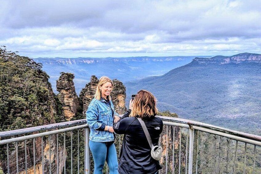 Selfie at Three Sisters Lookout 5