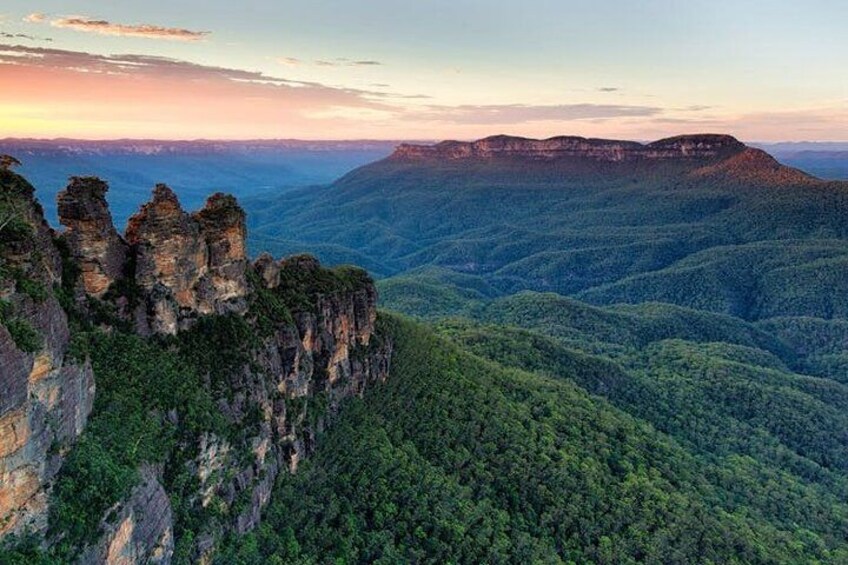 Three Sisters Rock Formation 4