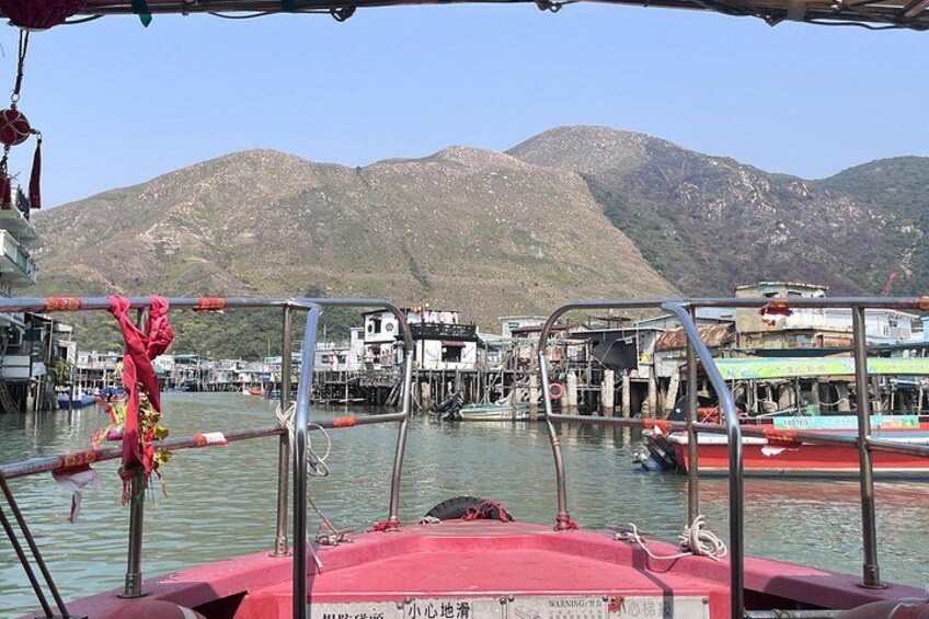 Boat ride in Tai O Village 2
