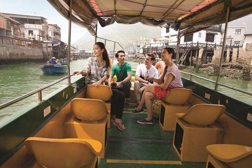 Boat Ride in Tai O 2