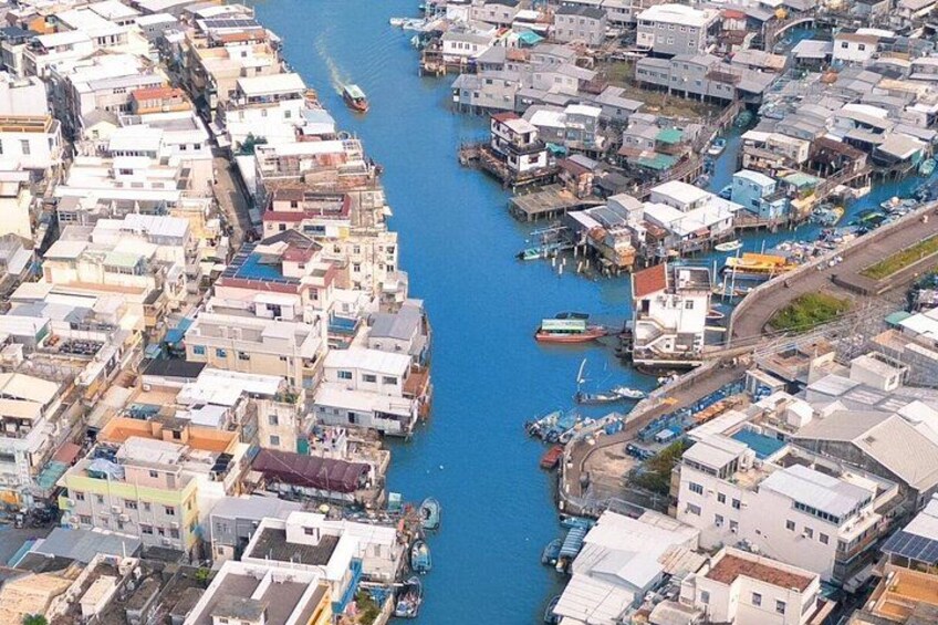 Lantau Tour from HK Central: Cable Car, Big Buddha &Tai O Village 5