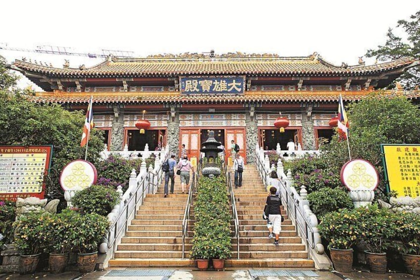 Po Lin Monastery 2