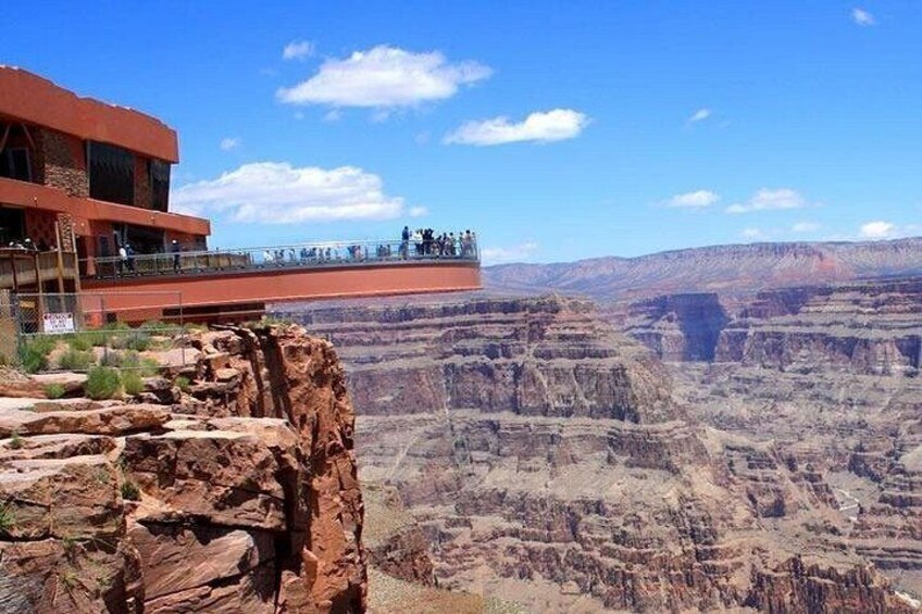 Gand Canyon West Tour Tickets with Optional Skywalk and Lunch 3