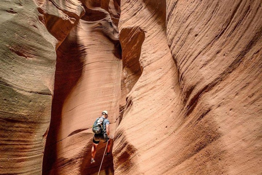 Bryce Canyon Drop Slot Canyon Rappelling Adventure 5