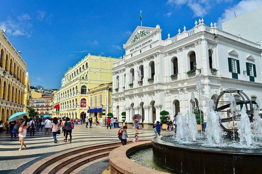 VIP Private Macau Day-trip from Hong Kong w. Private Guide & Car 2