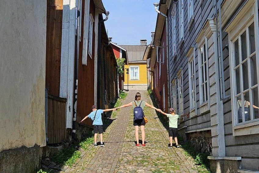 Helsinki City & Porvoo Old Town Private Heritage Guided Tour 3