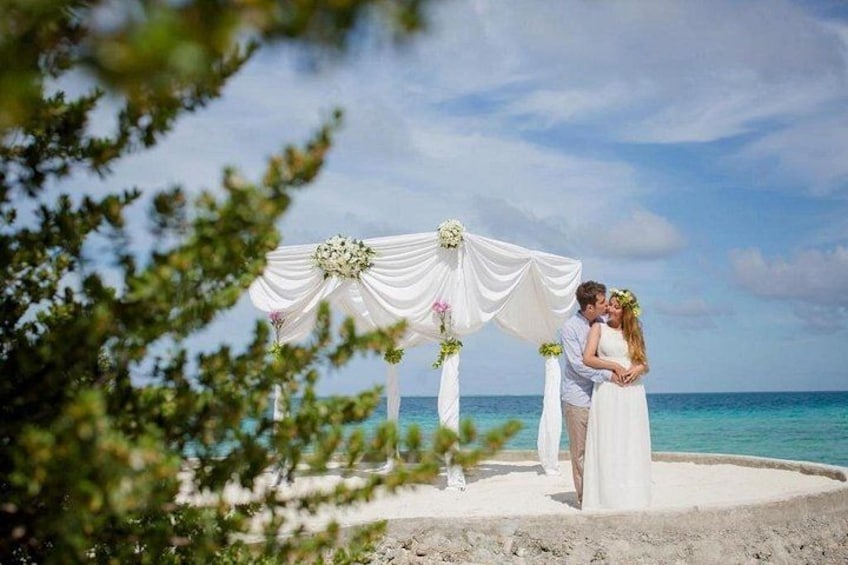 Romantic Maldives Honeymoon Escape 3 Nights in a luxury Resort 2
