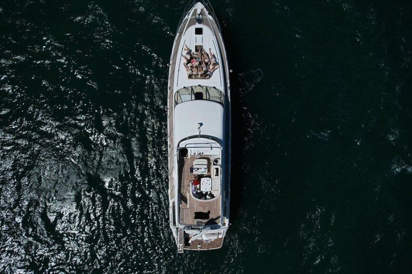 Private Luxury Yacht Cruise on Bosphorus Istanbul 5