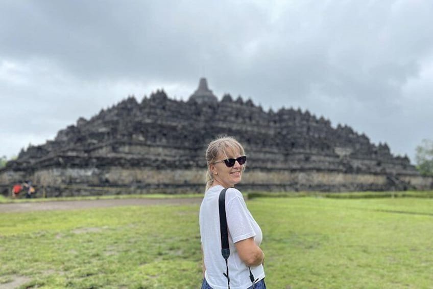 Borobudur Climb Up and Prambanan Temple Shared Tour All Inclusive 5