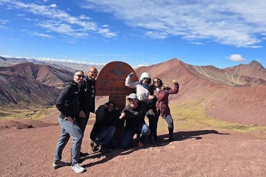 Red valley viewpoint 1