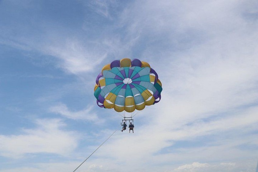 Xtreme H2o Parasailing Departing Adjacent to Crab Island 1