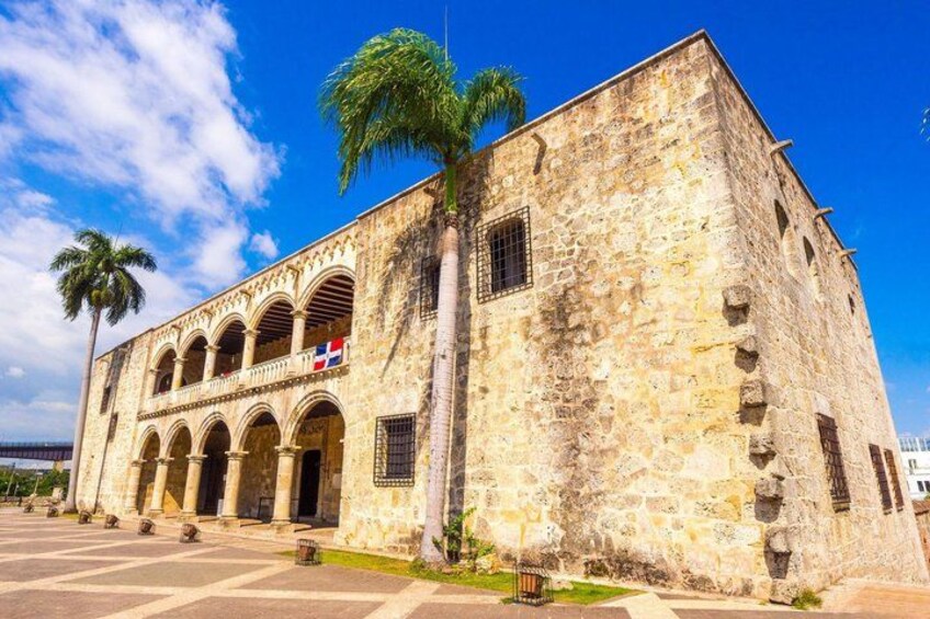 Santo Domingo : Private City Tours + Beach Day with Lunch 4