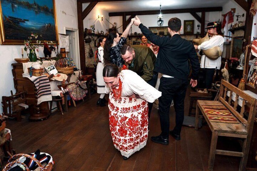 Croatian Traditional Workshop and Folklore Live Performance Show 4
