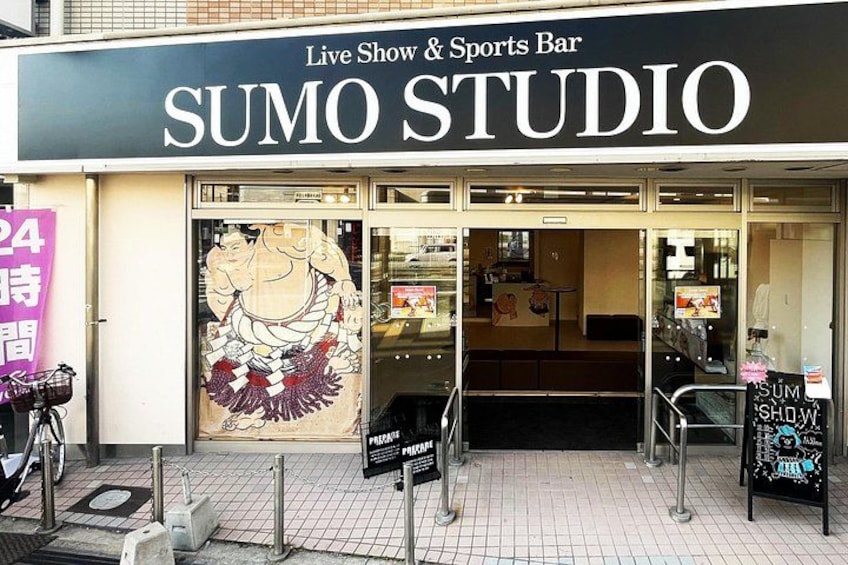 Osaka Sumo Experience with Live Show and Audience Challenge 2