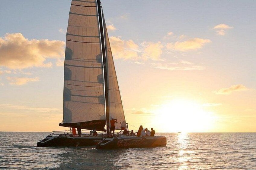 SUnset Sail 5