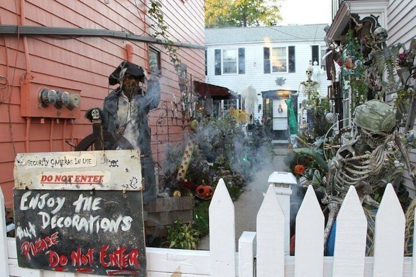 Self-Guided Salem Witch Trials Walking Audio Tour 2