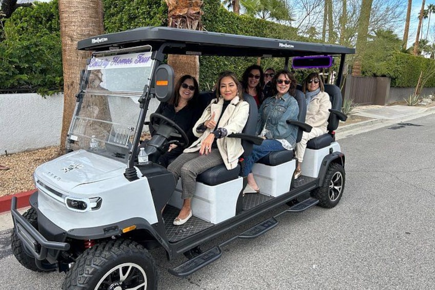 Explore Palm Springs Celebrity Homes in Style 3