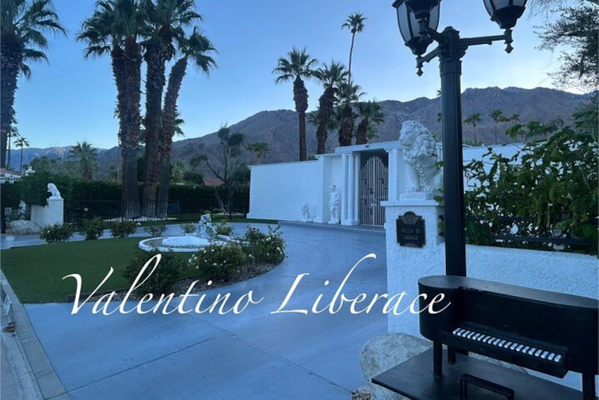 Explore Palm Springs Celebrity Homes in Style 3