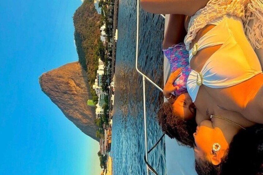DE Lancha Tour in Rio DE Janeiro with Beer and Snacks 4