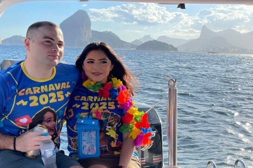DE Lancha Tour in Rio DE Janeiro with Beer and Snacks 3