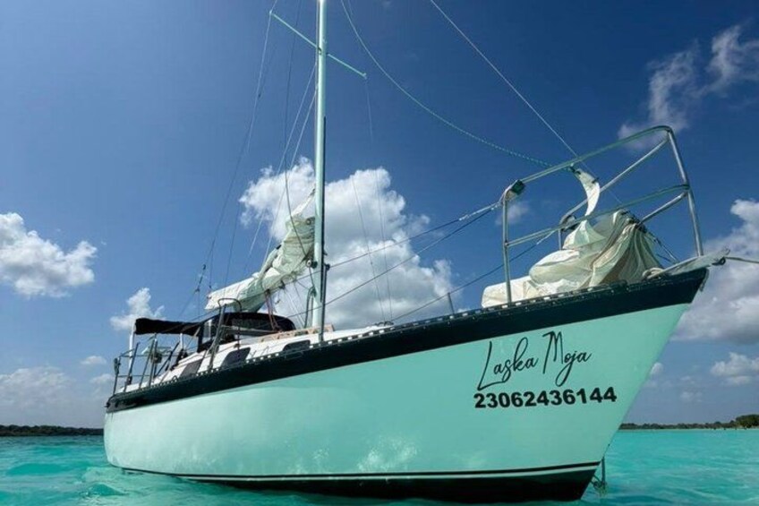 Slow Sailing Bacalar Experience with snack and drinks 4